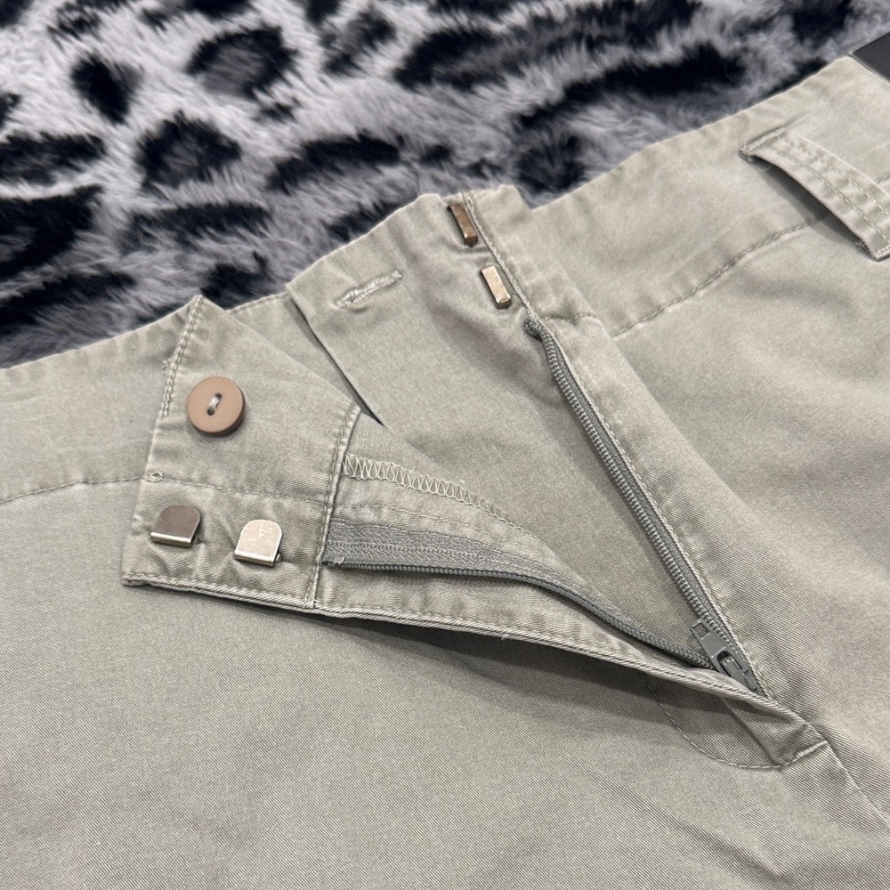 Avenue Women's Green Khaki Cargo Shorts - Picture 5 of 7